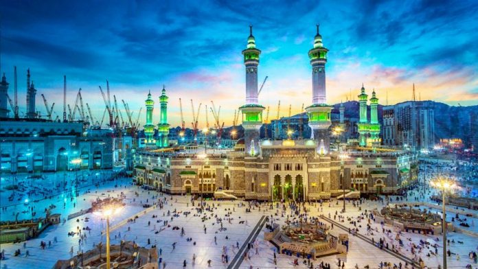 Kaba-in-Al-Masjid-al-Haram-Al-Kaaba-Al-Musharrafah-Great-Mosque-in-Mecca-Saudi-Arabia-Desktop-HD-Wallpaper-1920x1200-915x515
