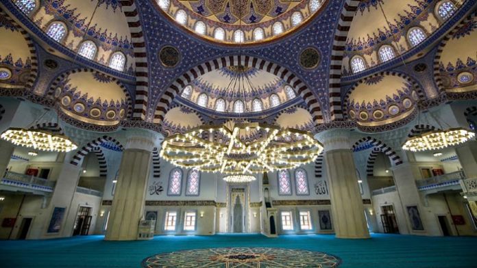Mosque-iran20180903113706