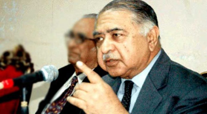 ড. কামাল হোসেন