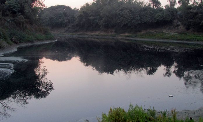 নদী