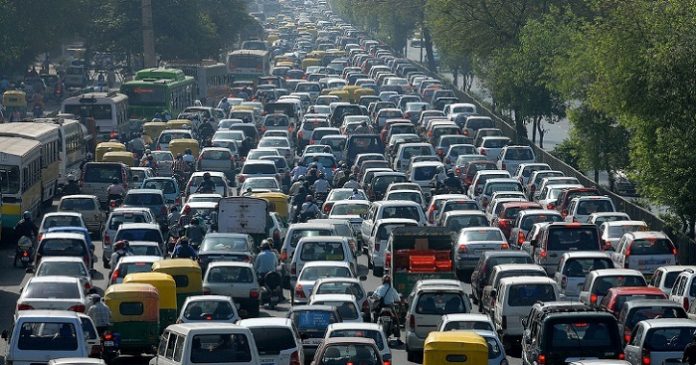 the-longest-traffic-jam-in-history-12-days-62-mile-long-47237-7-1