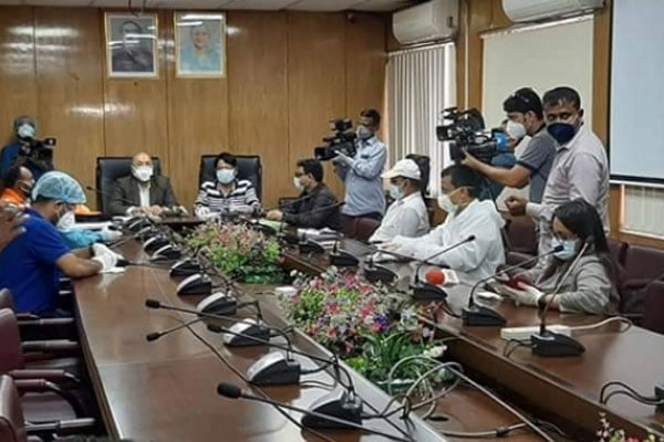 225436_bangladesh_pratidin_minister-n