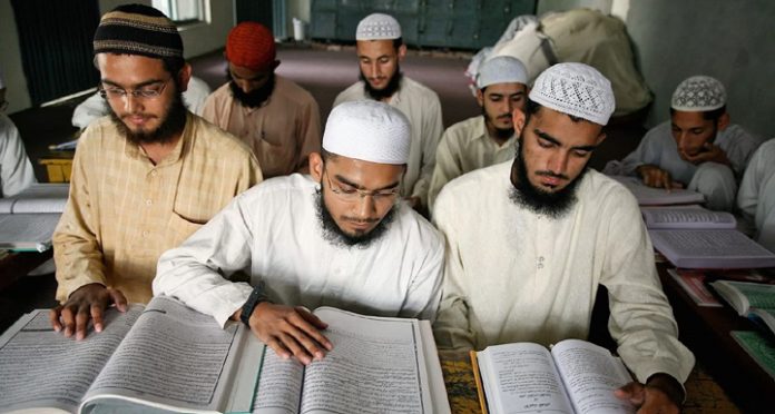 কওমী মাদরাসা