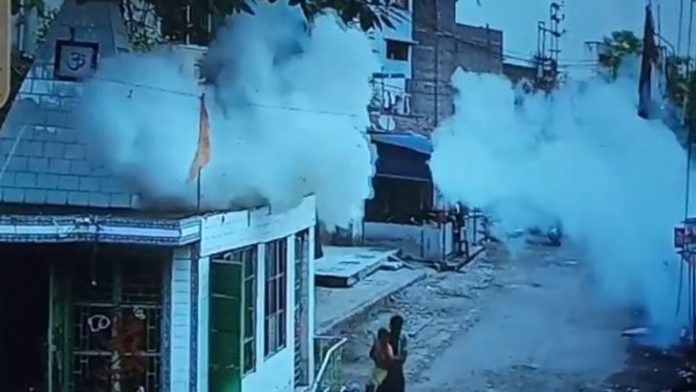 বোমা হামলা
