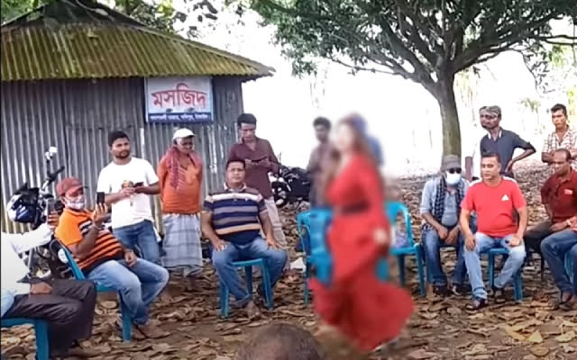মুনমুন নাচ