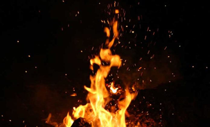 আগুন