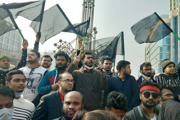 নুর