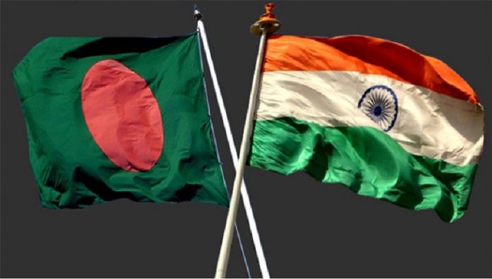 বাংলাদেশ ও ভারতের পতাকা