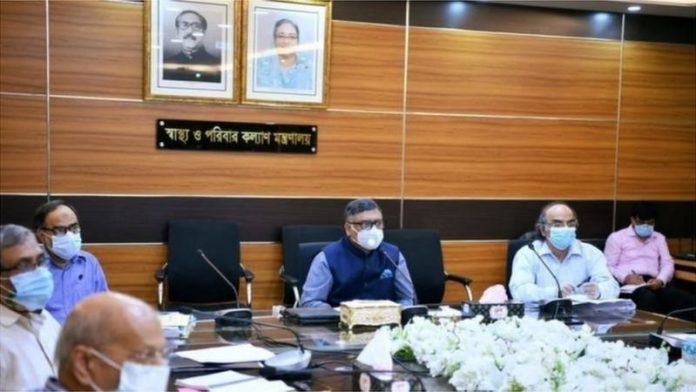স্বাস্থ্যমন্ত্রী