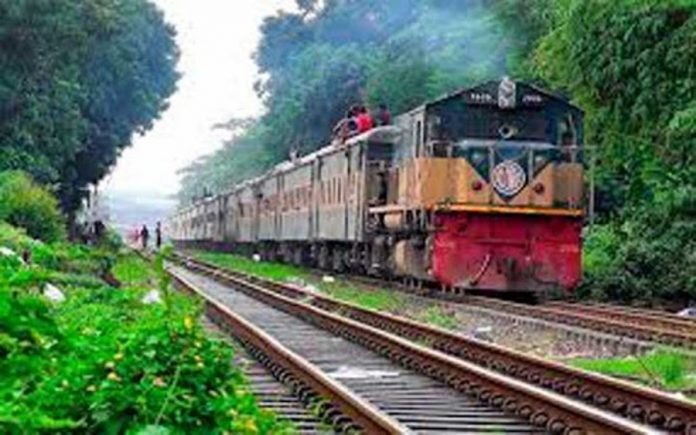 ট্রেন